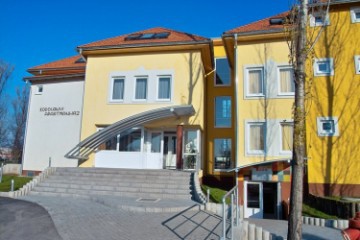 Apartmenthaus „Kodolányi”